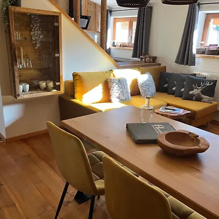 Hansler Apartment *